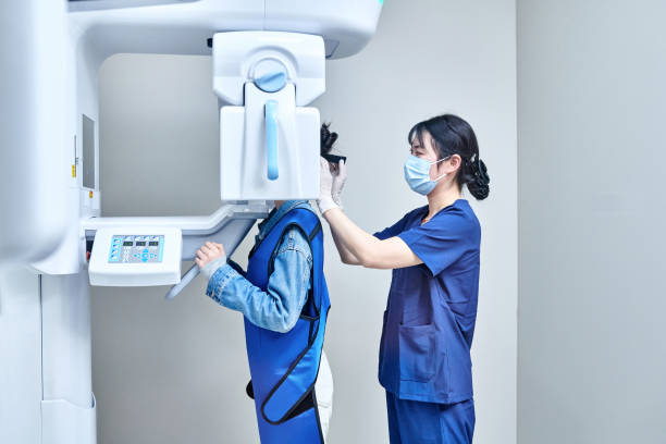 Best Weekend Emergency Dentist in Harbor Bluffs, FL